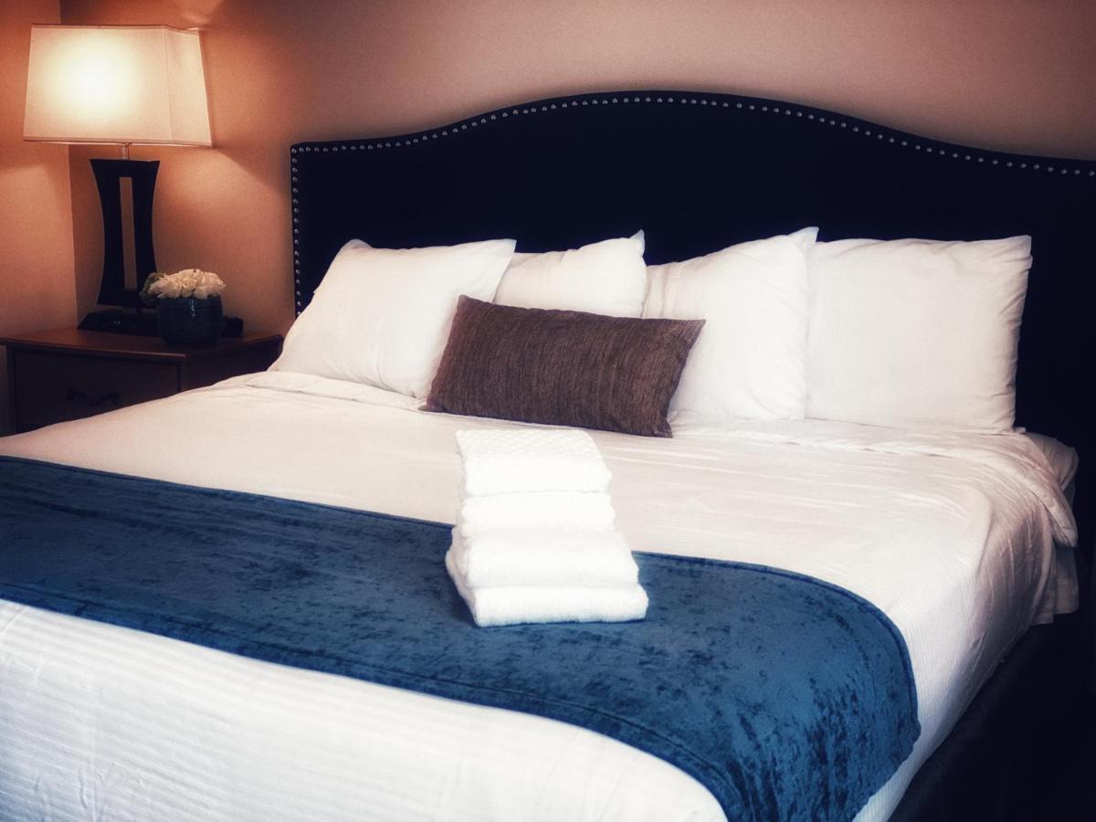 Bay Lodging Resort Put-in-Bay Esterno foto