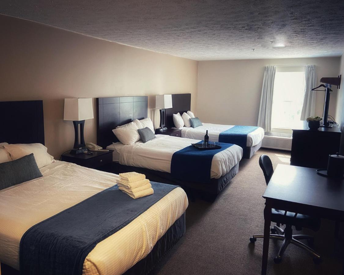 Bay Lodging Resort Put-in-Bay Esterno foto
