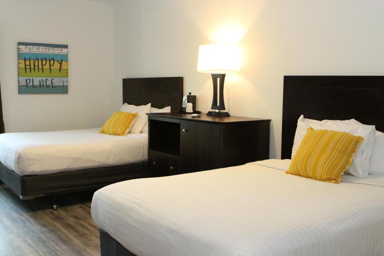 Bay Lodging Resort Put-in-Bay Esterno foto