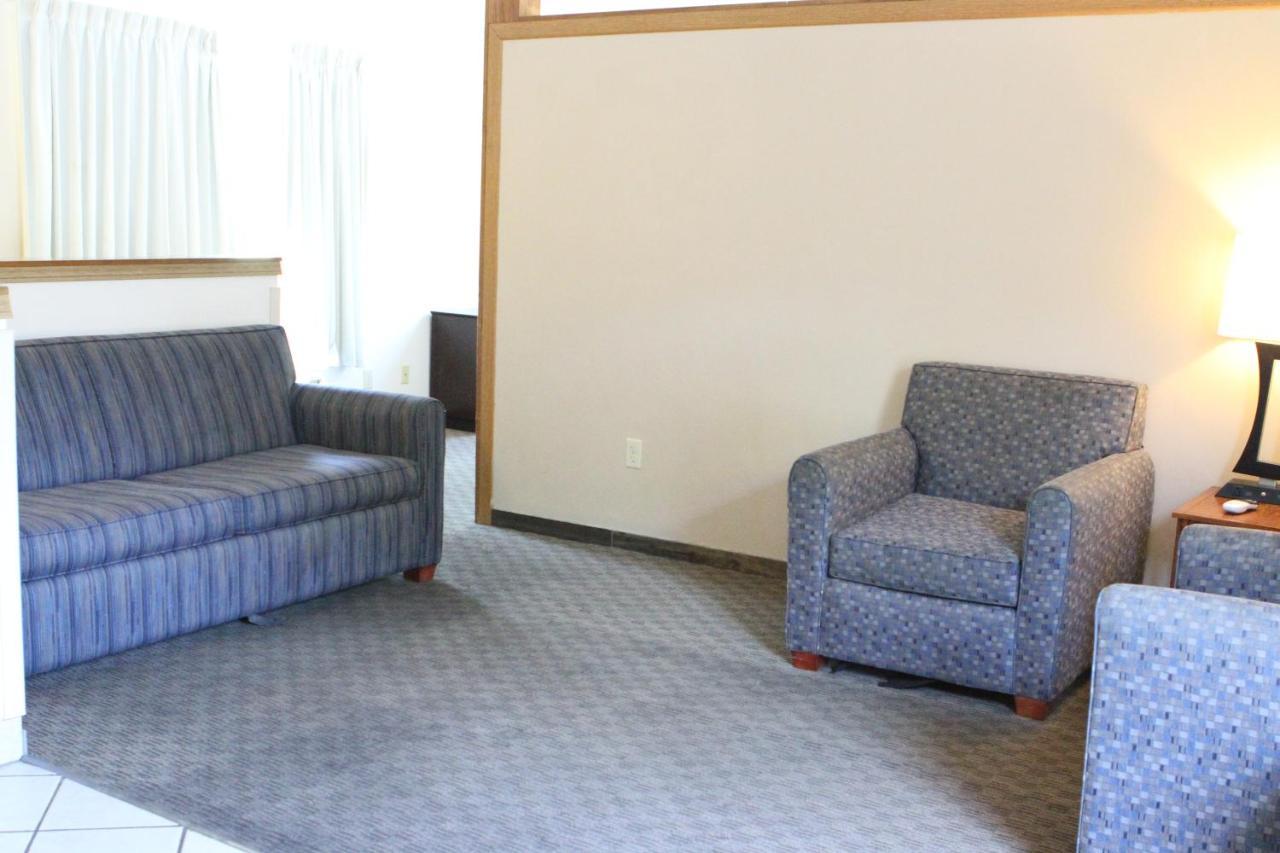 Bay Lodging Resort Put-in-Bay Esterno foto